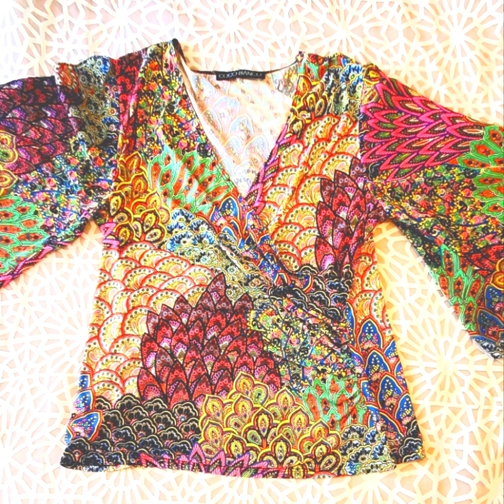 Wrap blouse with slit shoulder